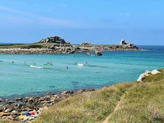 Villa De 3 Chambres Avec Piscine Privee Et Wifi A Landunvez