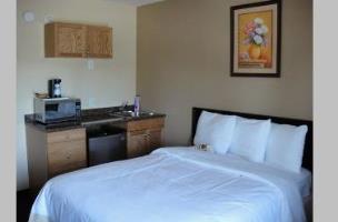 Chateau Regina Hotel And Suites