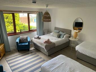 Hostal Braemar House