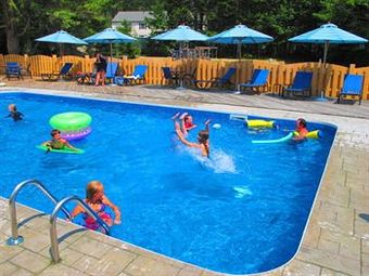 Hotel Spruce Point Inn Resort And Spa