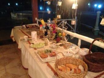 Hostal Secret Gardens