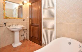 Nice Home In Santa Restituta With 6 Bedrooms