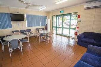 Aspen Parks Cooke Point Holiday Park