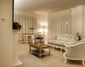 Bed & Breakfast Maral�