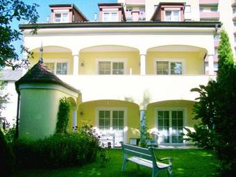 Hotel G�stehaus Auerhahn
