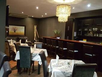 Hostal Kusile Guest House