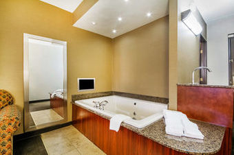 Hotel Comfort Suites Green Bay