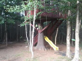 Villa Secluded Charming Cottage 2 Minutes From Lake