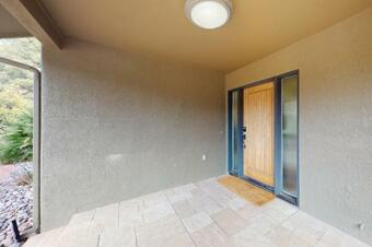 Sand Rock Retreat