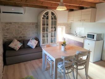 Apartamento Holiday Home Imota Stone , Makarska - Imotski