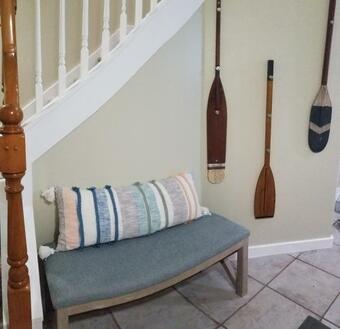 Swallow The Anchor Beach & Lake House