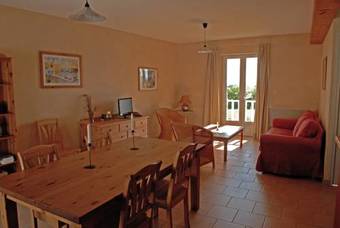 Le Prieur� Saint Pierre