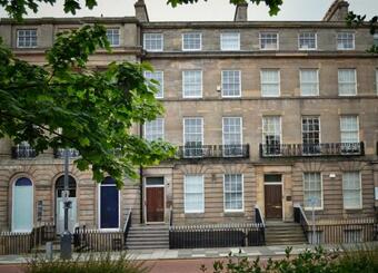 Apartment 4 Hamilton Square