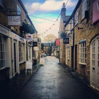 Large Family Home In Boston Spa Village Yorkshire