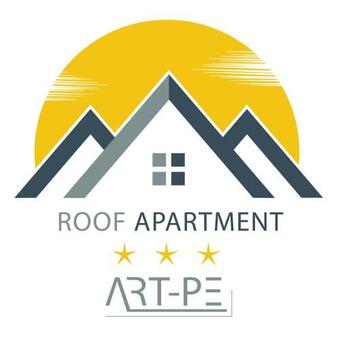 Roof Apartment Art-pe