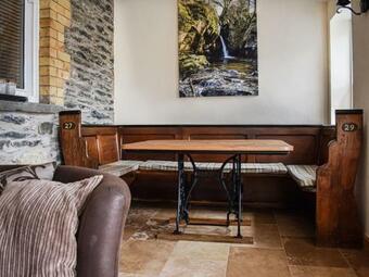 Bethania Cottage