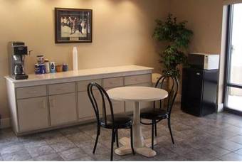 Motel Celebration Inn