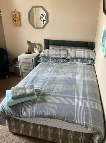 Bed & Breakfast Tartan Room