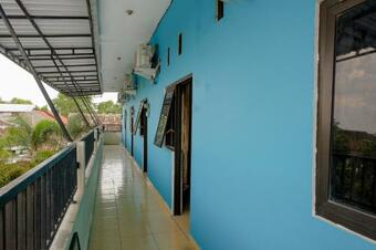 Hotel Vaccinated Staff -oyo 1784 Hj Aniek Residence