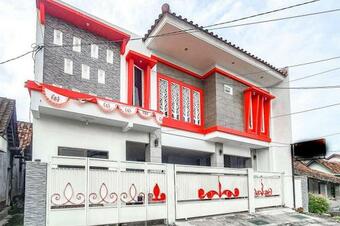 Hotel Reddoorz Near Stadion Wilis Madiun