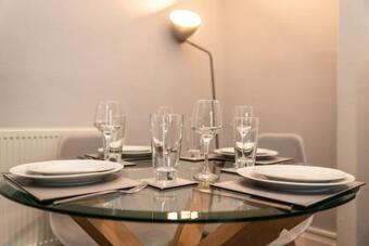 Apartamento Best Price! Perfect Gunwharf Accommodation - 5 Single Beds Or Kingsize Free Parking