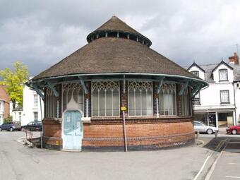 Teme Street Apartments