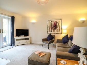 Apartamento Naze Retreat