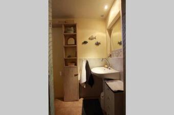 Sommerhaus Mit Hangterrasse Und Au�enkamin