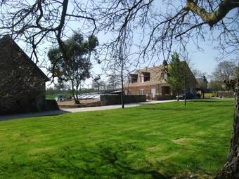 G�tes De L'aumondi�re