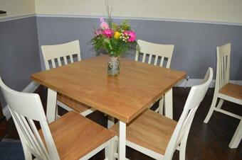 Hostal Maid Of Erin Guesthouse