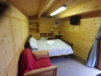 17b Db Airbnb