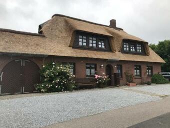 Apartamento Landhus-achter-de-kark-backboord