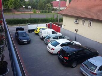 Hostal Box Vend�gh�z