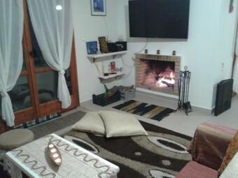 Villa Sea Front Maizonette Aura