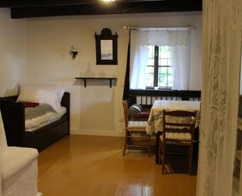 Apartamento Kisf�st�s