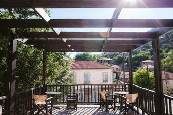 Hotel Trikolonion Country Stemnitsa