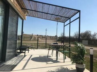 Nagyon Vid�k Vend�gh�z