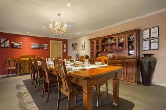 Avocado Sunset Bed & Breakfast