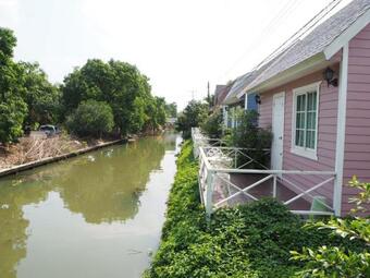 Bed & Breakfast Baan Sai Nam