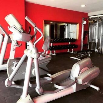 Apartamento Moderno Con Terraza Amueblada Y Vista Al Para�so Cerca De San Pedro Valle Poniente