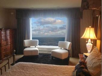 Posada The Quarterdeck Inn By The Sea