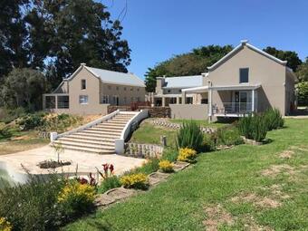 Hostal The Suites At Waterryk Eco Guest Farm
