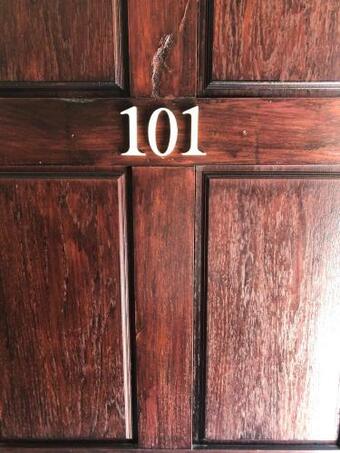 Roongthoeng Heritage Hotel