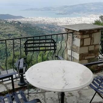 Hotel Arhontiko Olvia