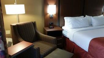 Holiday Inn Hotel & Suites Des Moines-northwest