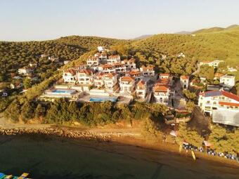 Villa Olivia Sports And Sea