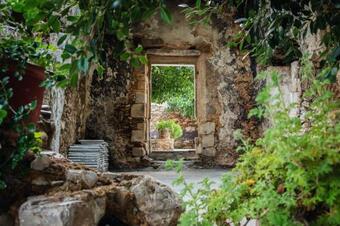 Chic & Spacious House In Rodia Heraklion