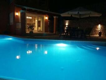 Villa Nel Verde In Skripero