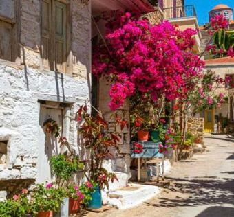 Zarta A Cosy Stone Village House With Splendid View