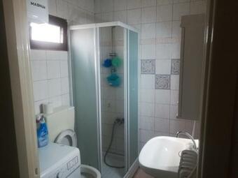 Villa Country Rooms Near Athens - Airport